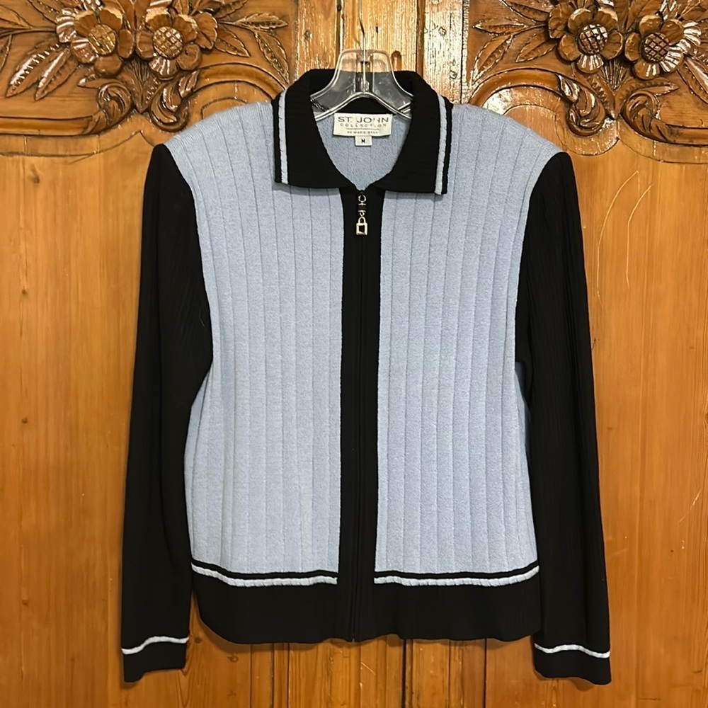 St John Colkection. Full Front Zip Closure Jacket